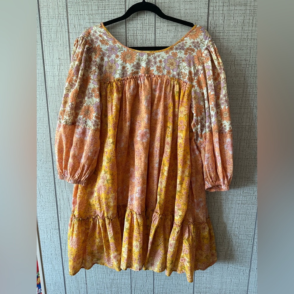 XL puff sleeve Babydoll mini dress w pockets! Vintage floral pattern
